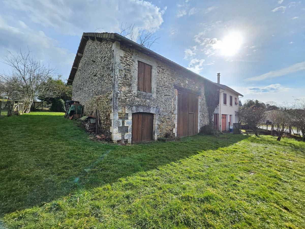 Maison à vendre, 92m², Saint-Jory-de-Chalais