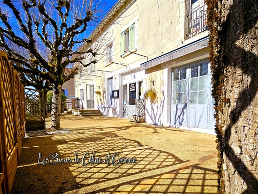 Immeuble 266 m² · à Saint-Jory-de-Chalais · 266 m² · 92 000 €