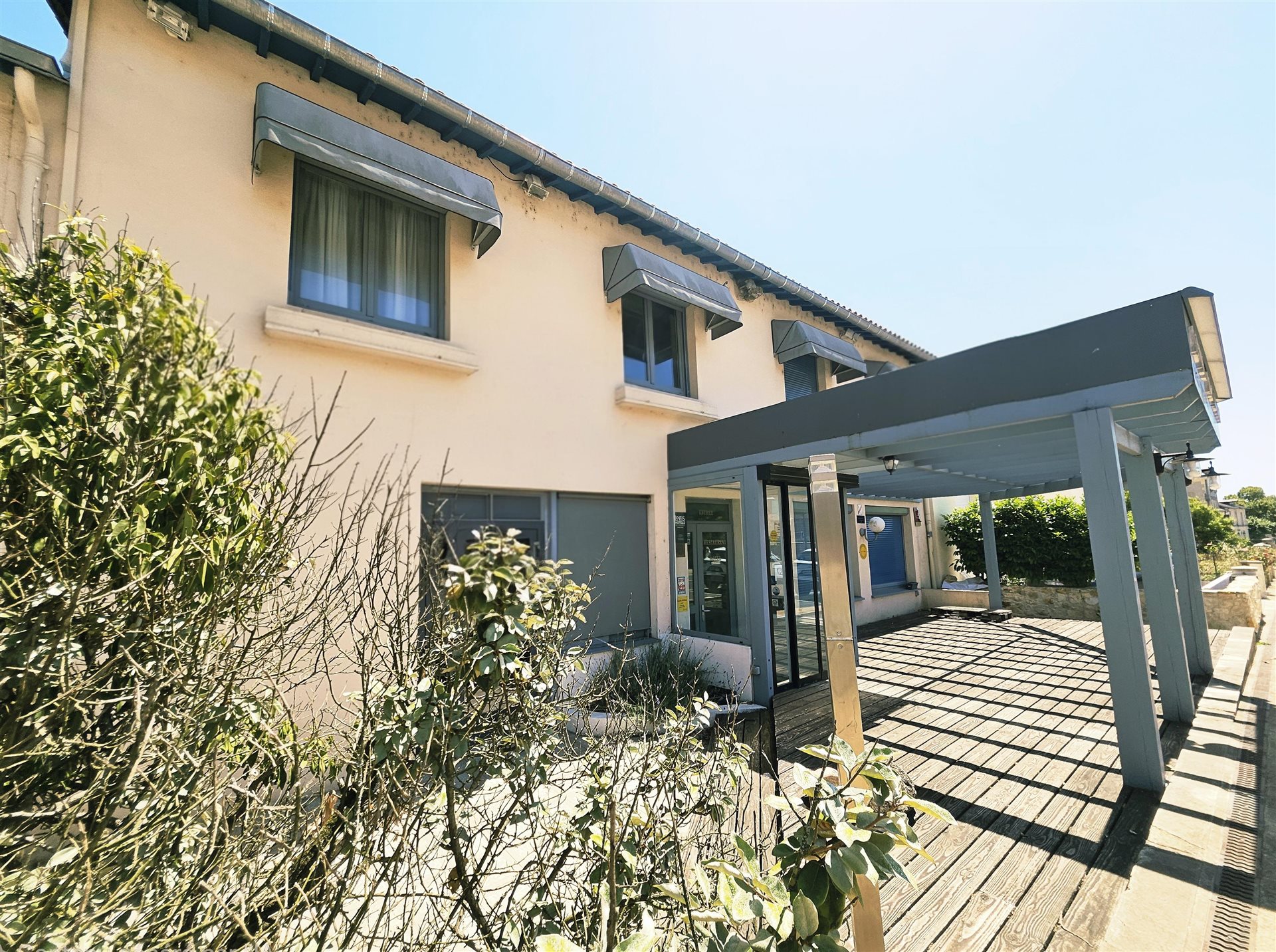 Maison à vendre, 800m², Sorges et Ligueux en Périgord