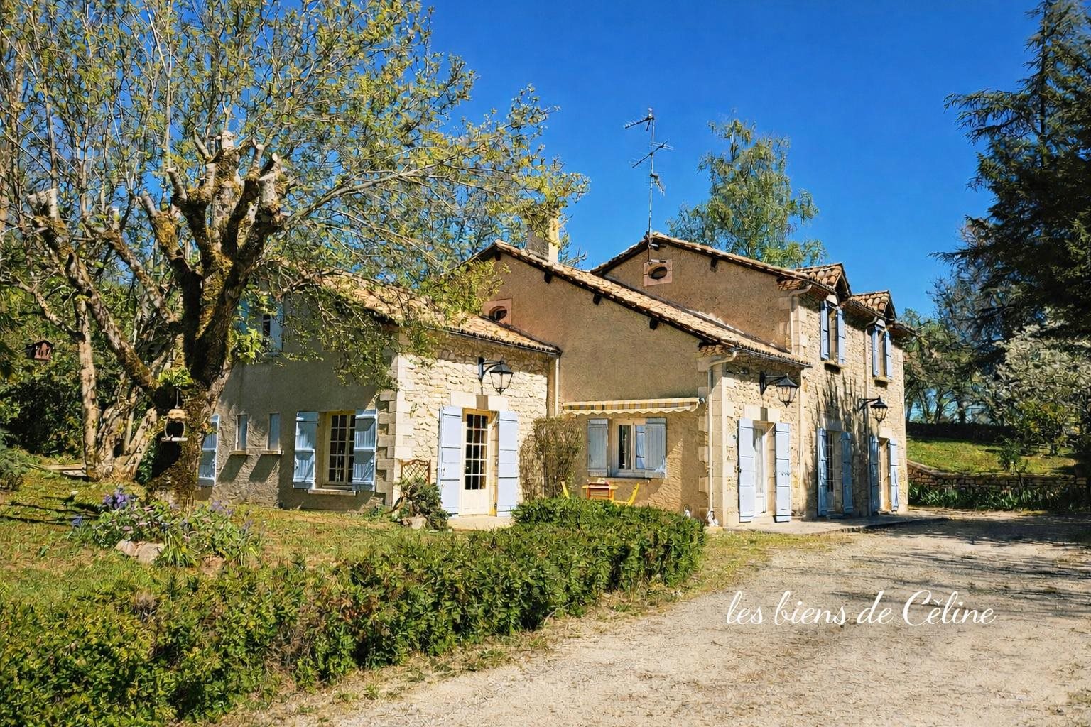 Maison à vendre, 250m², Thiviers