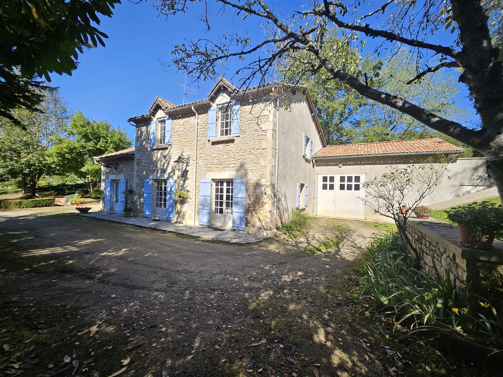 Maison à vendre, 250m², Thiviers