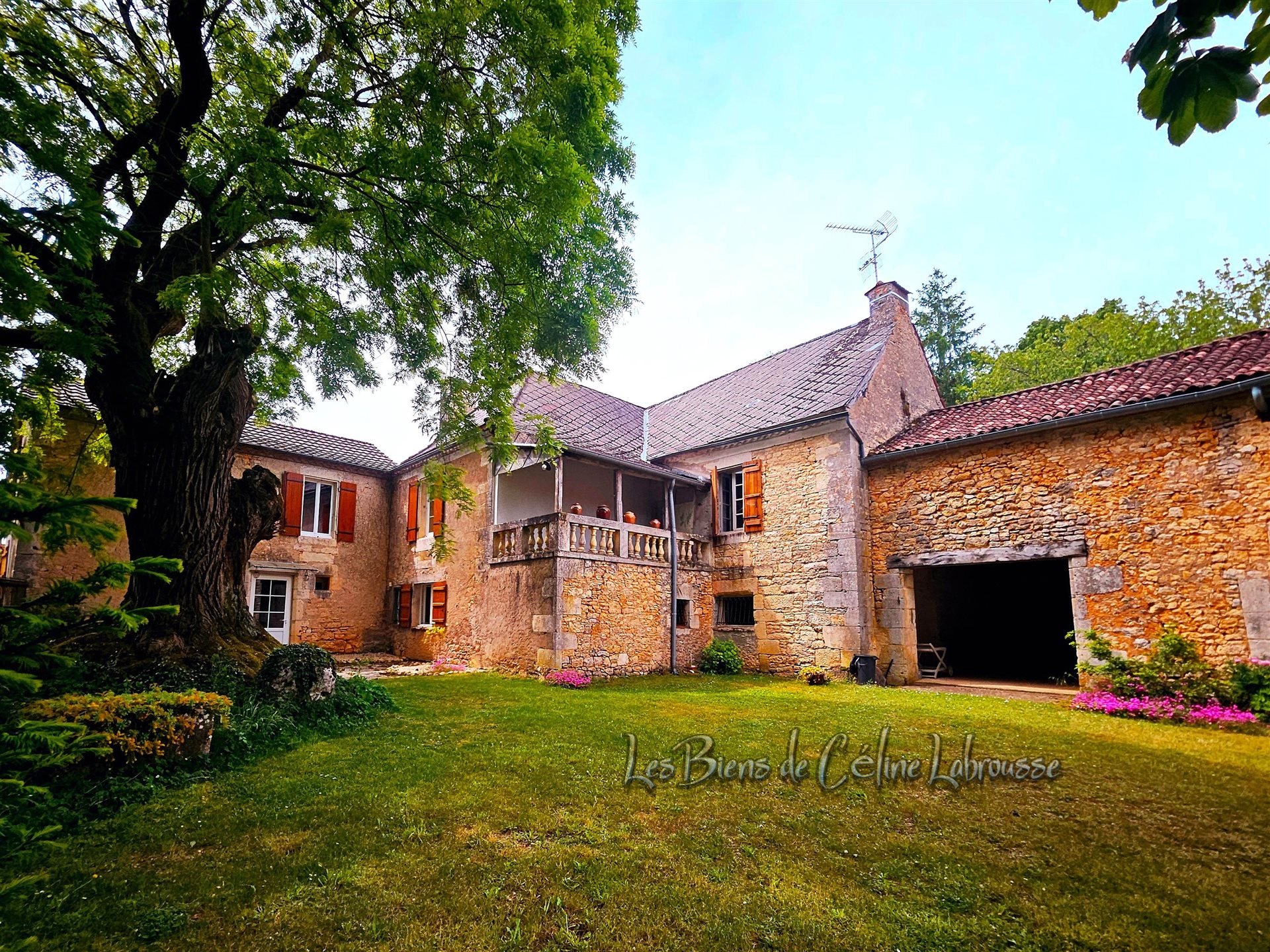 Maison à vendre, 230m², Sorges et Ligueux en Périgord