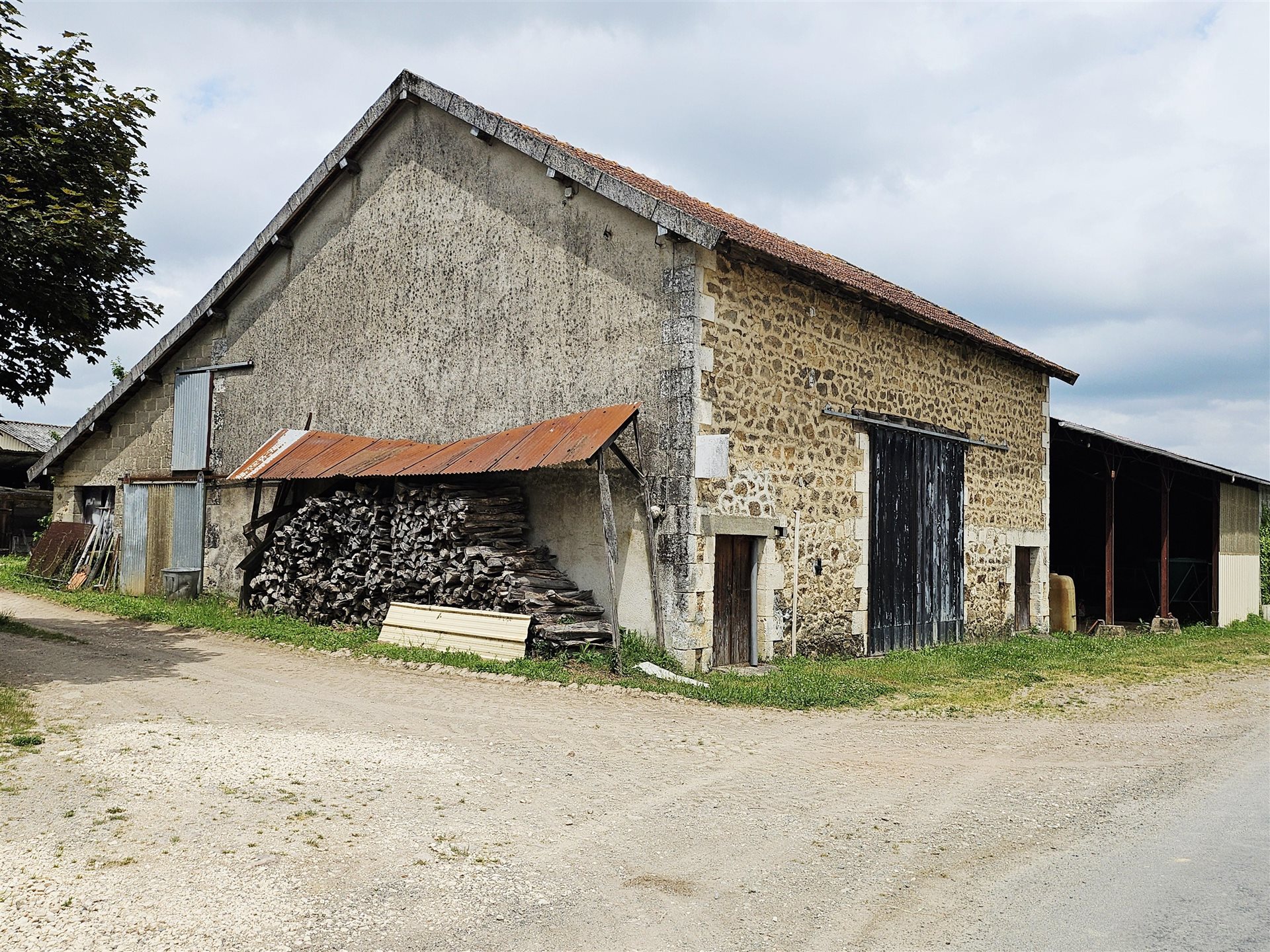 Maison à vendre, 200m², Saint-Saud-Lacoussière