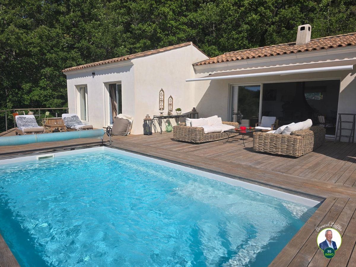 Maison à vendre, 158m², Bargemon
