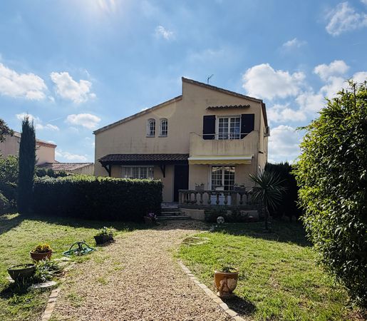 Maison 1 pièce 140 m² · à Béziers · 140 m² · 340 000 €