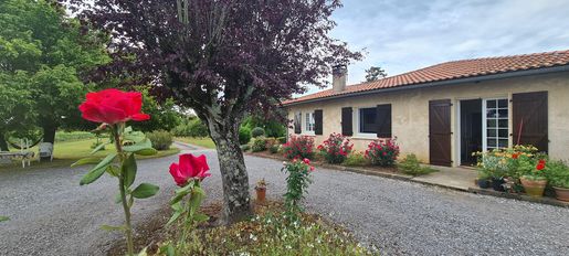 Maison 6 pièces 160 m² · à Saint-Sever · 160 m² · 240 000 €