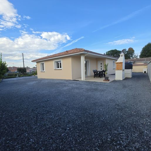 Maison 9 pièces 191 m² · à Hinx · 191 m² · 426 000 €