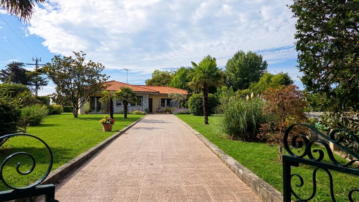 Maison à vendre, 220m², Saint-Sever