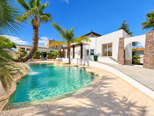 Maison 7 pièces 300 m² · à Agde (cap d'Agde) · 300 m² · 1 600 000 €