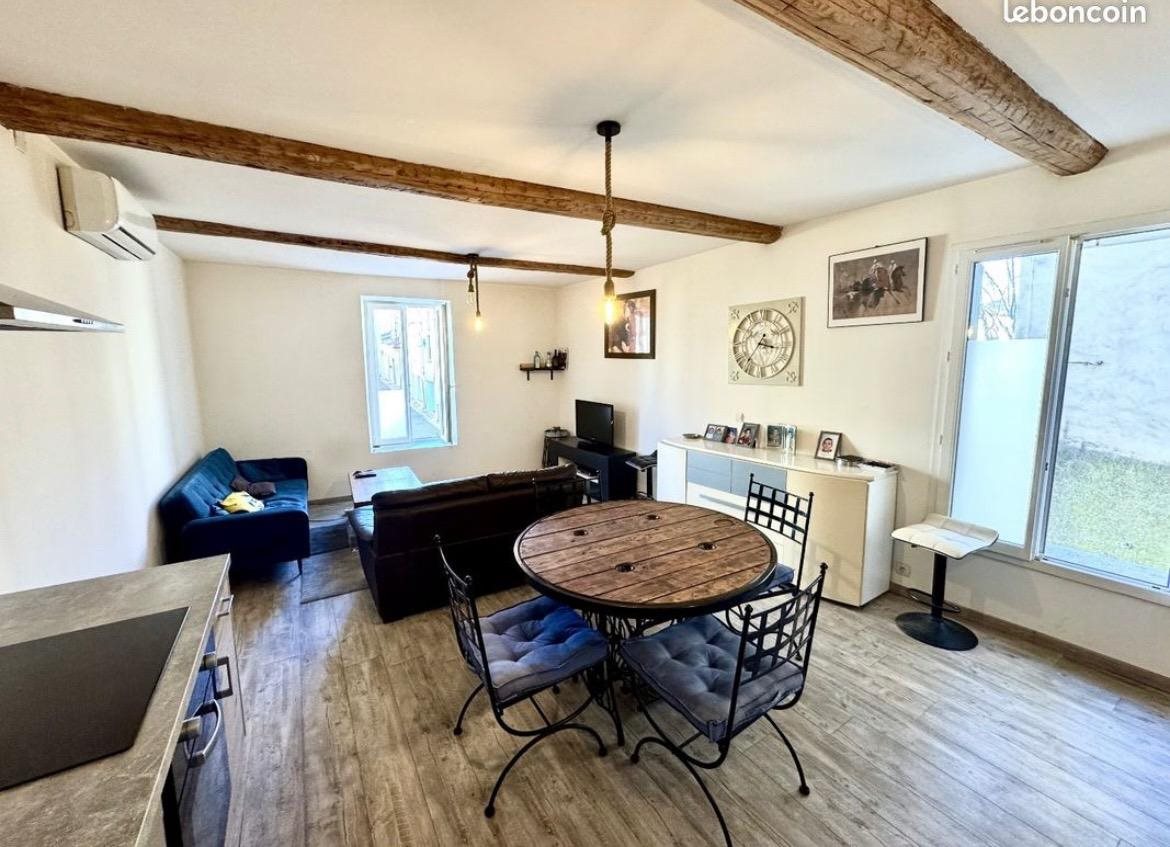 Maison à vendre, 174m², Corneilhan