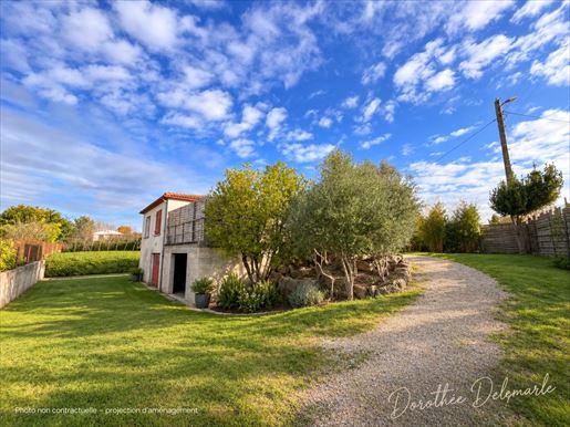 Maison 4 pièces 79 m² · à Saint-Jean-d'Angély · 79 m² · 115 000 €