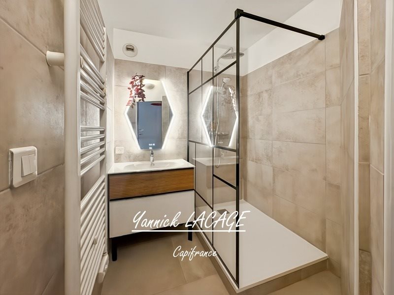 Appartement – Marseille, Lotissement Domaine d'Azur, 13e Arrondissement - Plus
