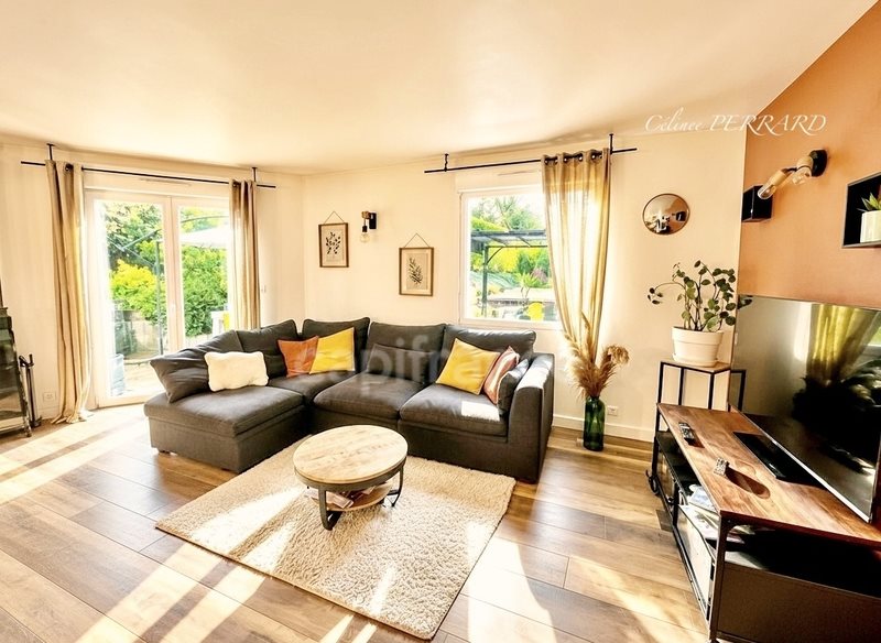 Maison à vendre, 230m², Saint-Cergues