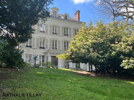 Maison 11 pièces 418 m² · à Olivet · 418 m² · 1 194 000 €