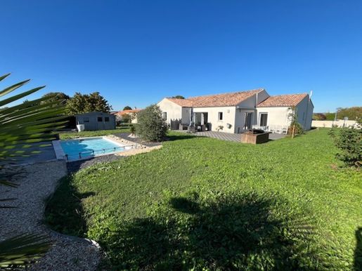 Maison 5 pièces 120 m² · à Aulnay · 120 m² · 264 000 €