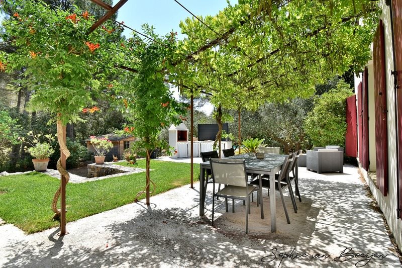 Maison à vendre, 140m², Saint-Marc-Jaumegarde