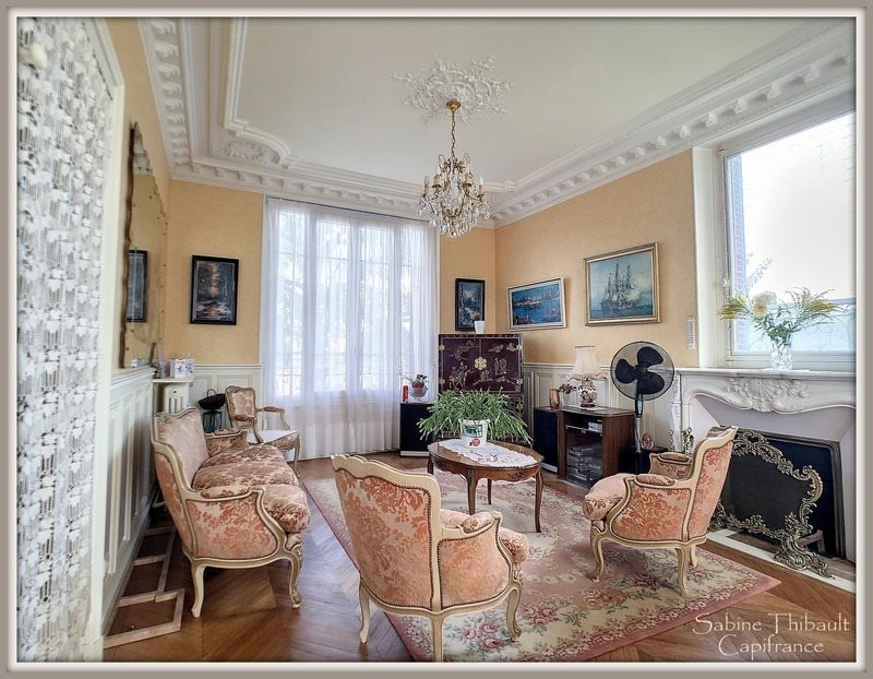 Maison à vendre, 196m², Aubigné-Racan
