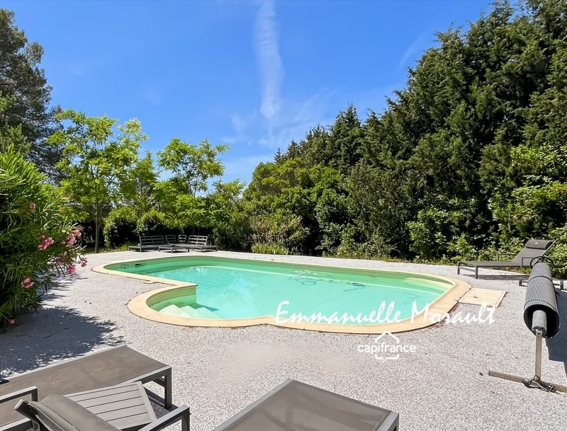 Maison à vendre, 125m², Bagnols-en-Forêt