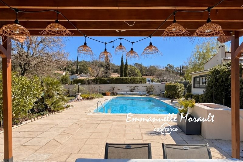 Maison à vendre, 105m², Bagnols-en-Forêt