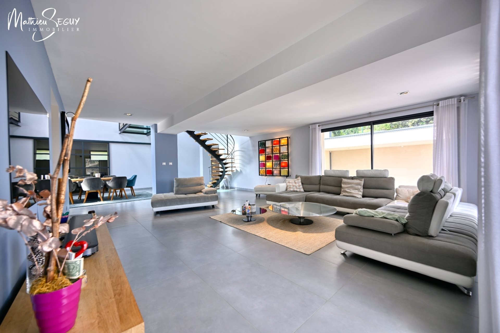 Maison à vendre, 365m², Thurins