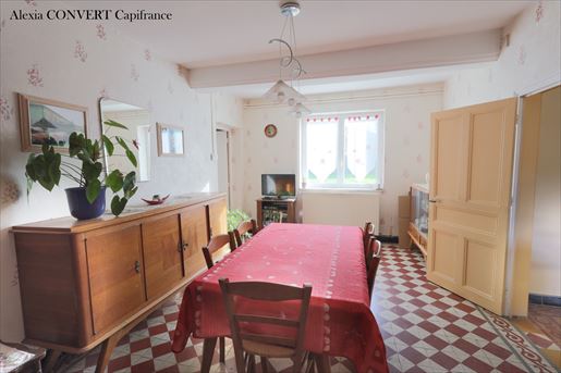 Maison 4 pièces 107 m² · à Grièges · 107 m² · 191 000 €