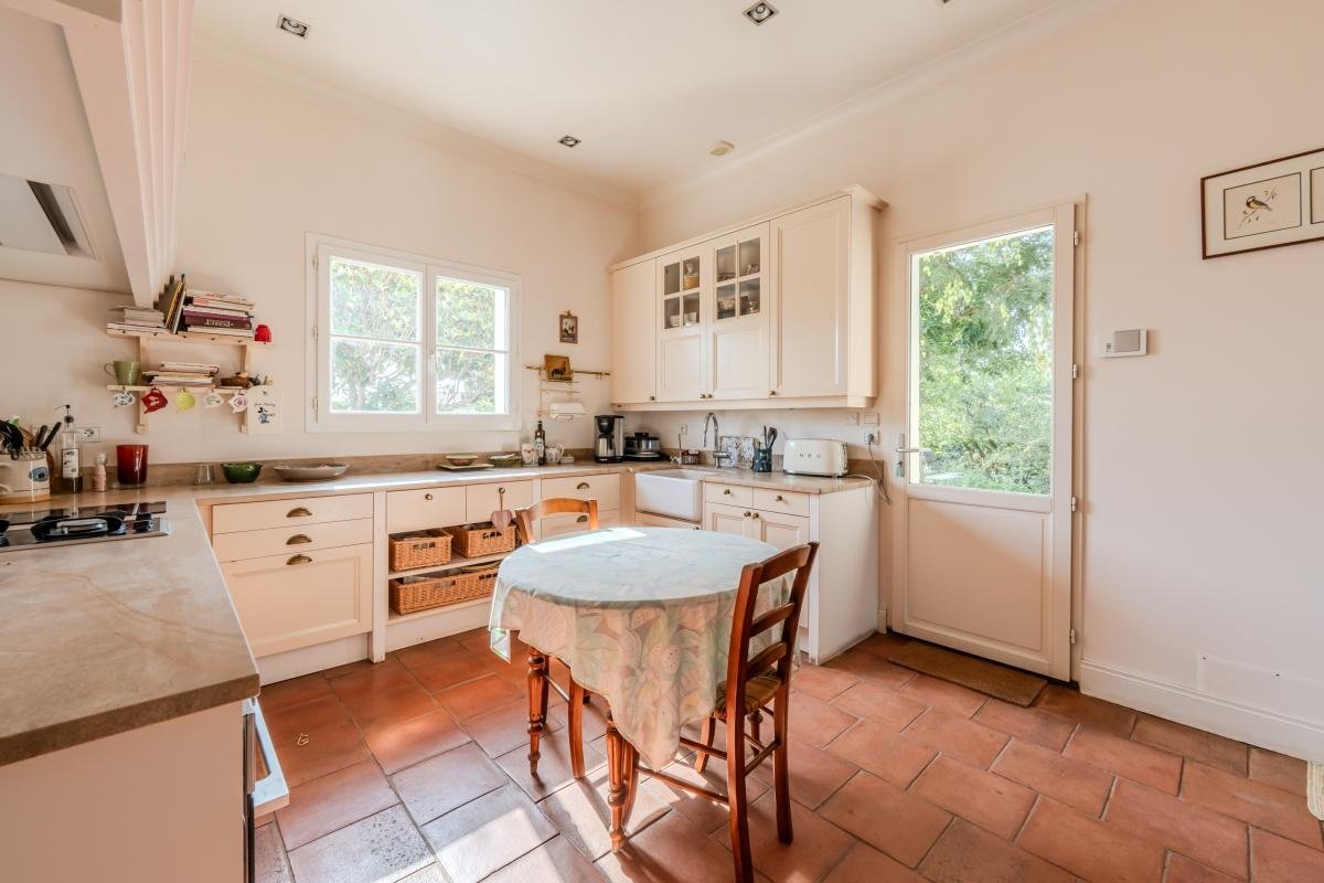 Maison à vendre, 214m², Saint-Laurent-d'Aigouze