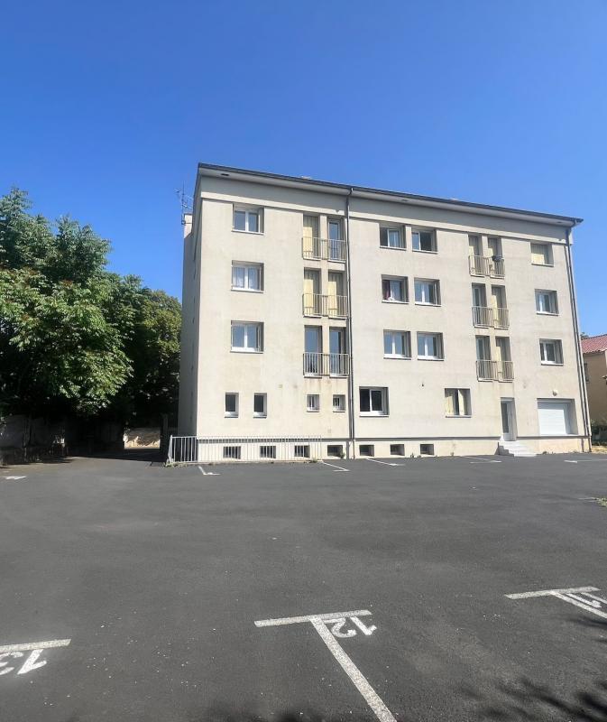 Appartement à vendre, 661m², Vic-le-Comte