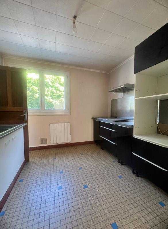 Appartement à vendre, 661m², Vic-le-Comte