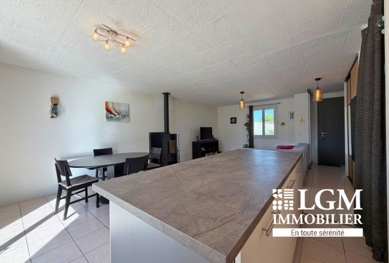 Maison à vendre, 85m², La Ville-Dieu-du-Temple