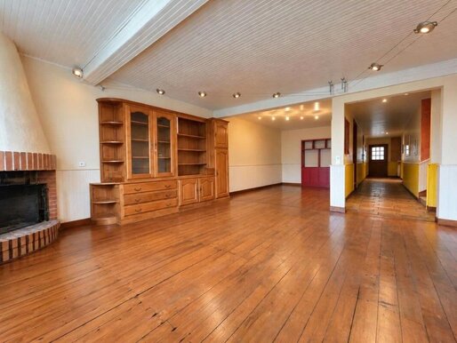 Maison 9 pièces 316 m² · à Mas-Grenier · 316 m² · 299 000 €