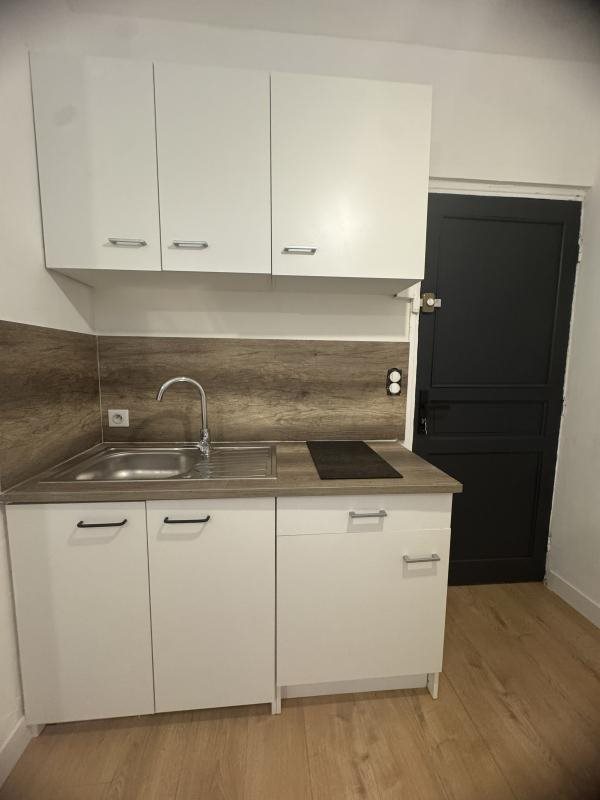 Appartement à vendre, 20m², Aubenas