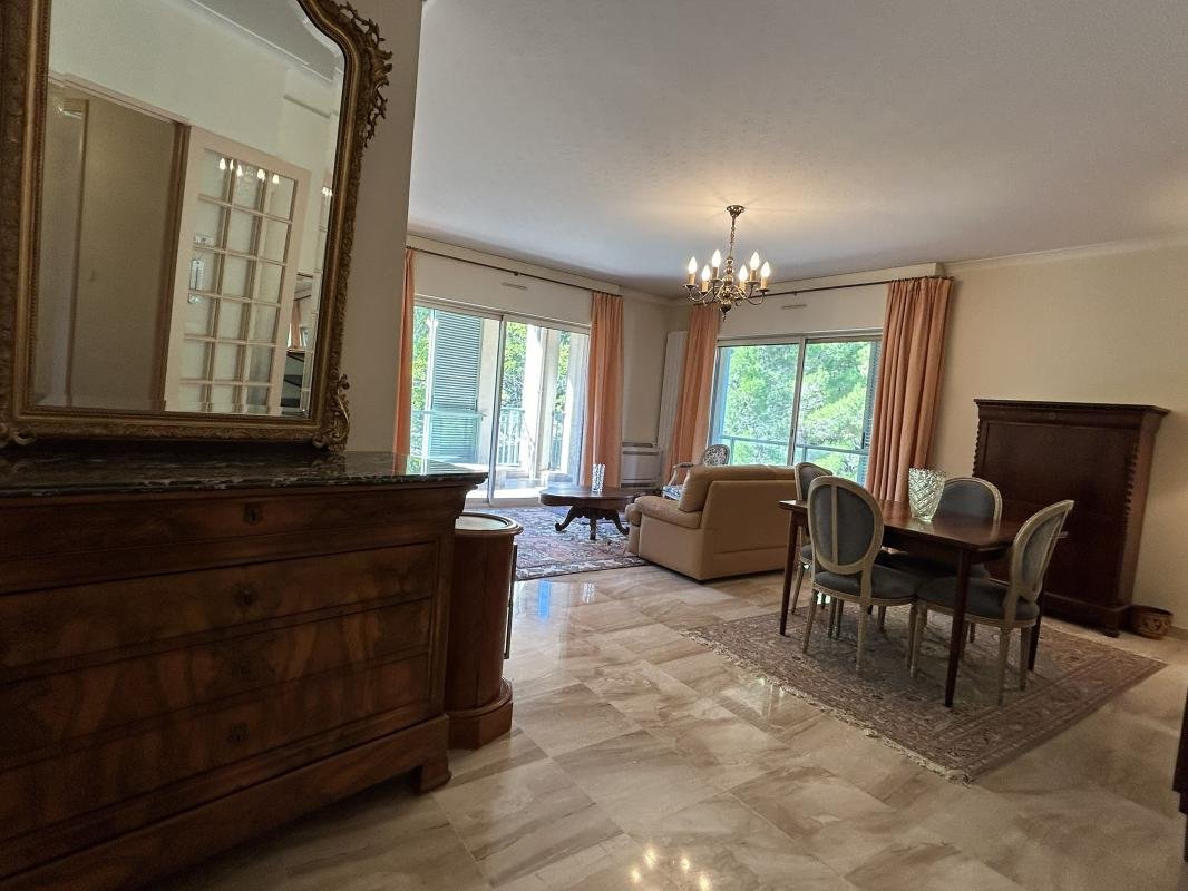 Appartement à vendre, 107m², Nîmes