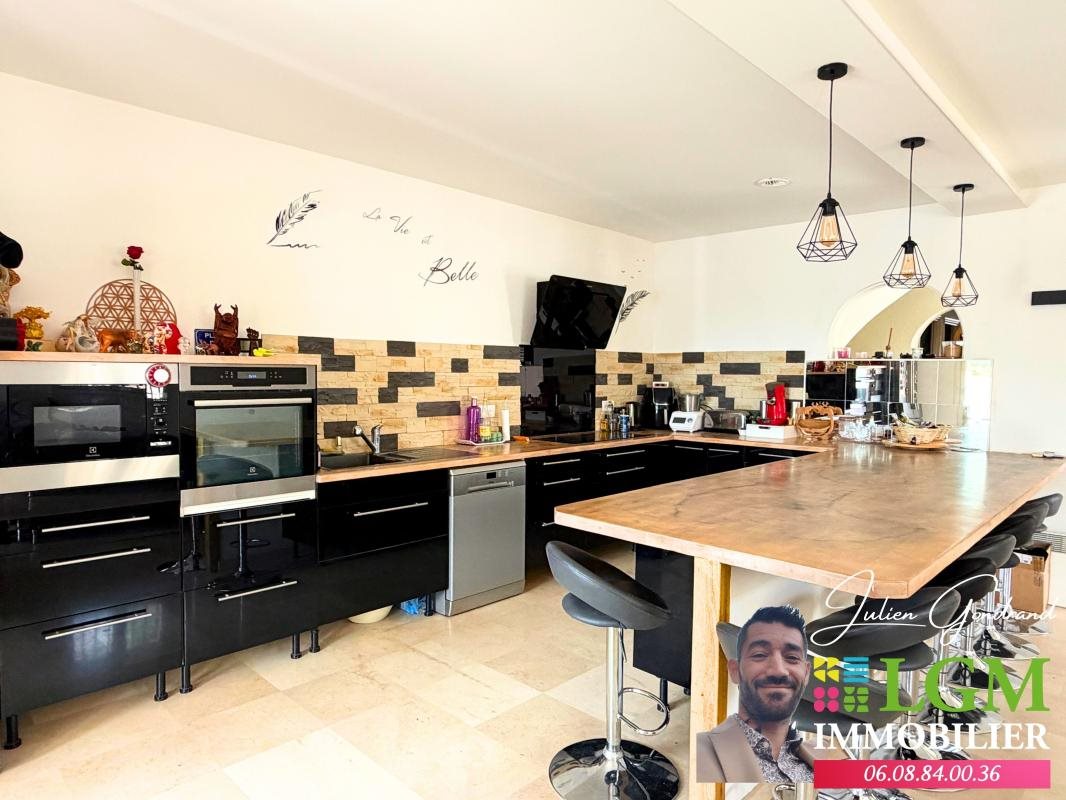 Maison à vendre, 170m², Rodilhan
