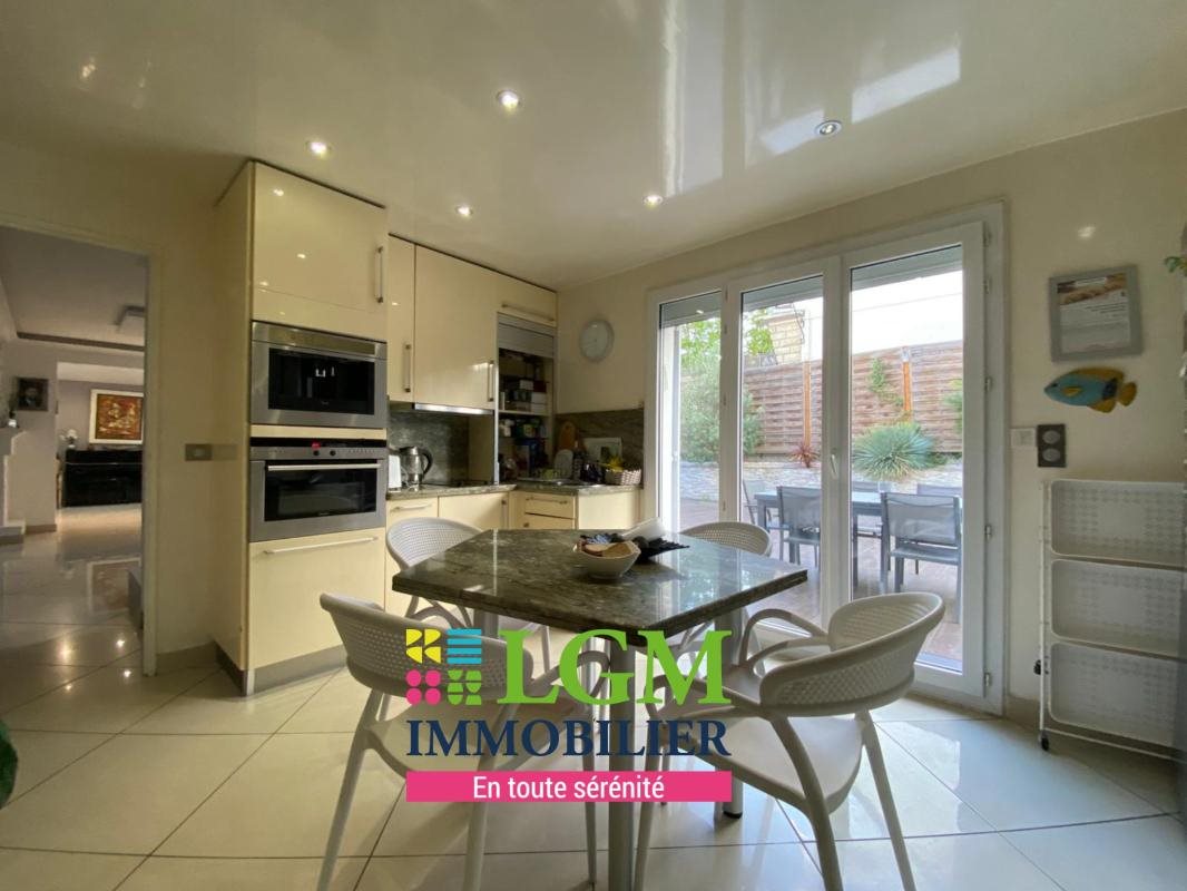 Maison à vendre, 204m², Saint-Brice-sous-Forêt