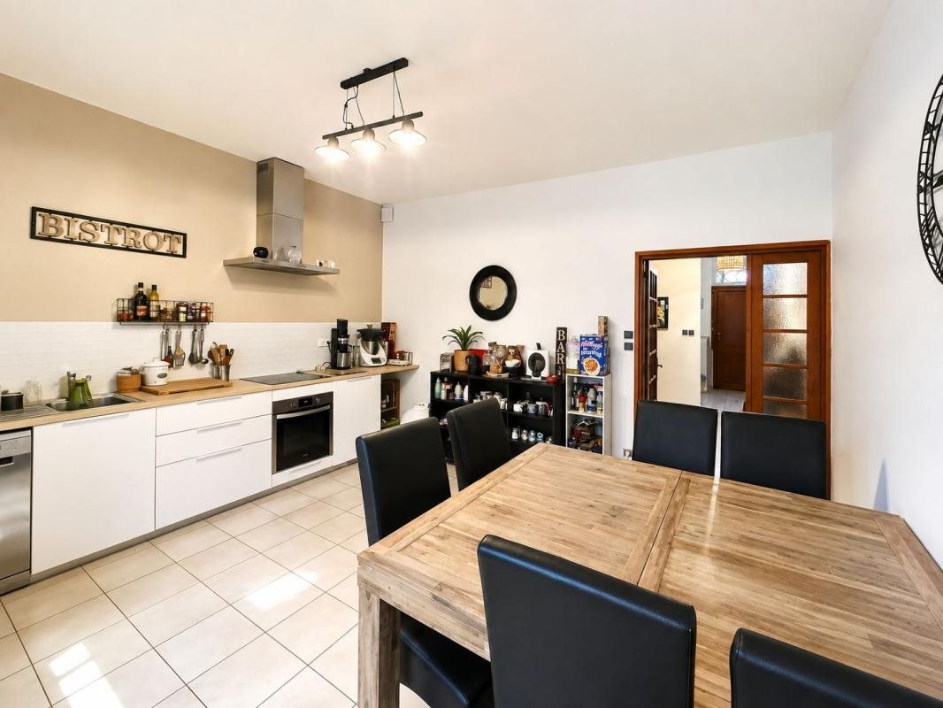 Maison à vendre, 242m², Marans