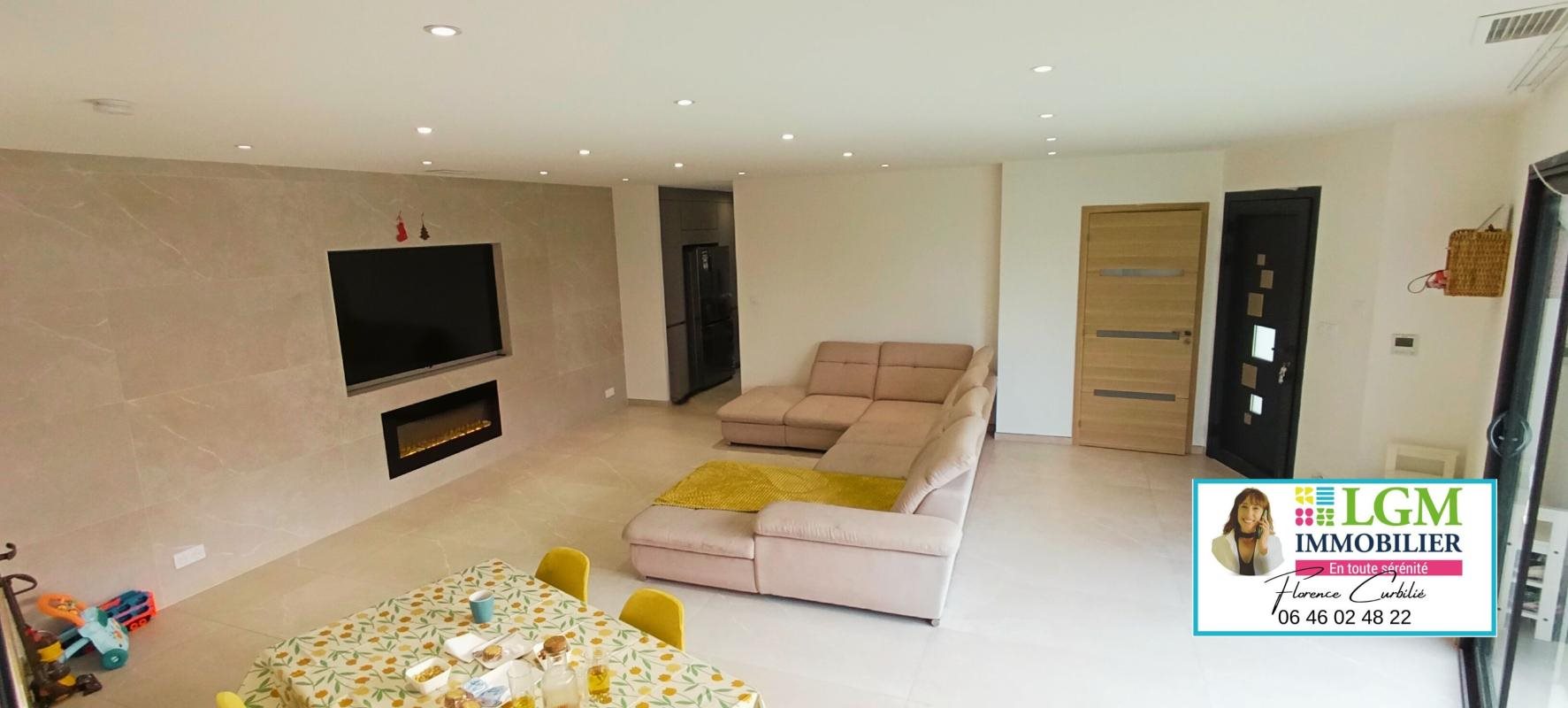 Maison à vendre, 125m², La Calmette