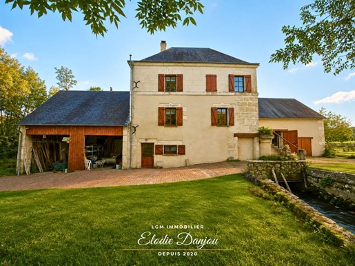 Maison 7 pièces 250 m² · à Vendôme · 250 m² · 438 000 €