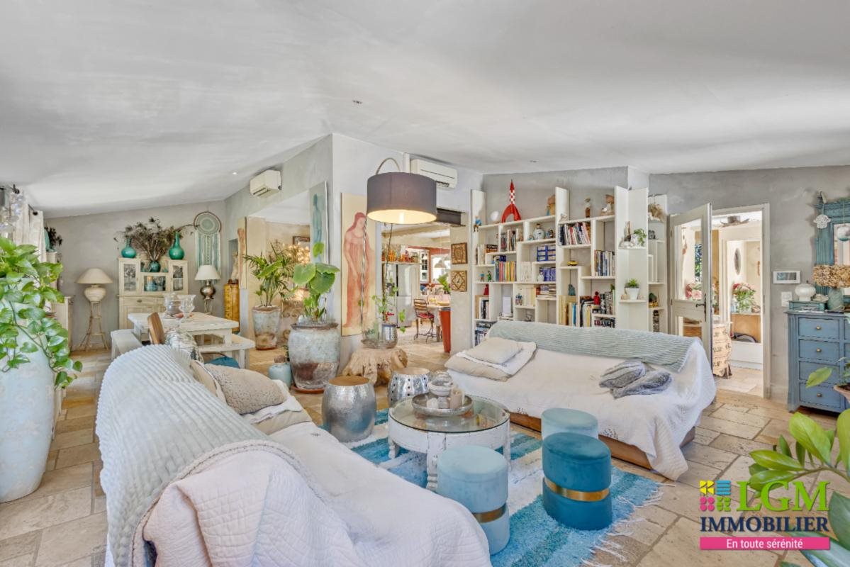 Maison à vendre, 250m², Rognes