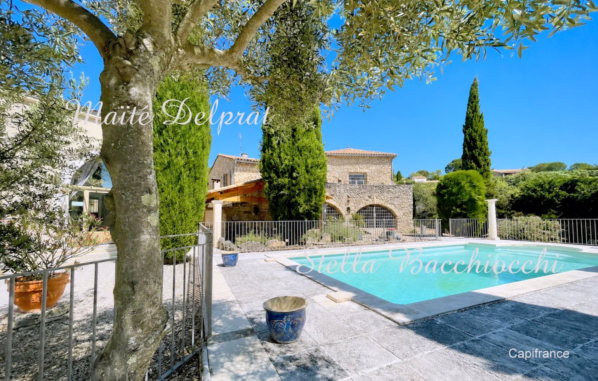 Maison à vendre, 290m², Châteauneuf-de-Gadagne