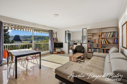 Appartement 4 pièces 100 m² · à Sèvres · 100 m² · 585 000 €