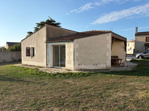 Maison 3 pièces 61 m² · à Saint-Michel-en-l'Herm · 61 m² · 148 000 €