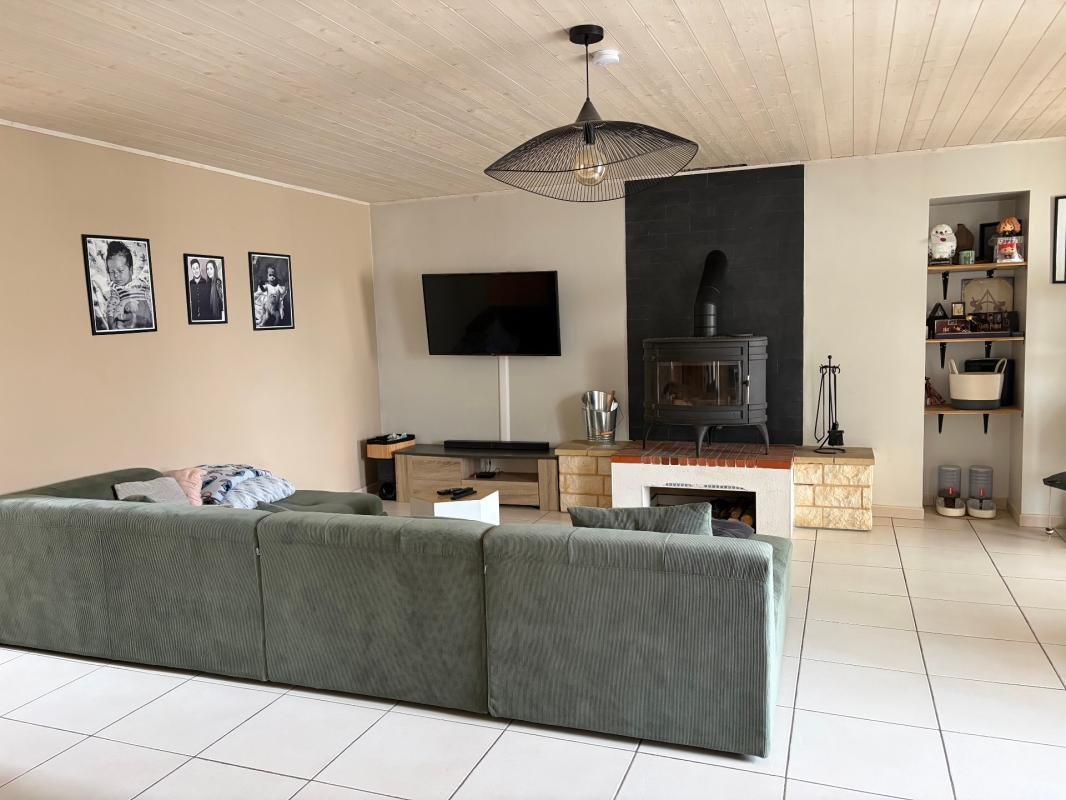 Maison à vendre, 163m², Bessay