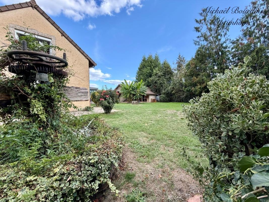 Maison à vendre, 251m², Sarcé