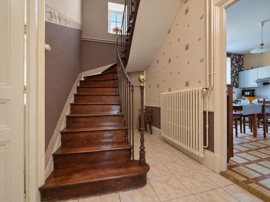 Maison à vendre, 226m², Saint-Laurent-de-Céris