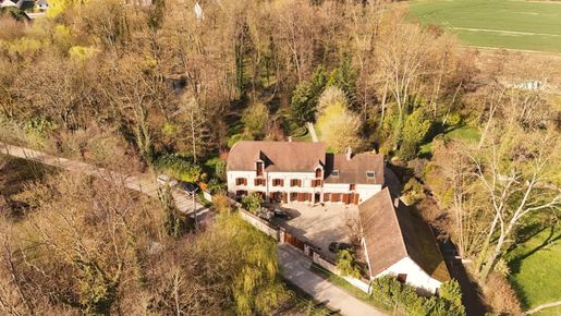 Maison 14 pièces 347 m² · à Soligny-les-Étangs · 347 m² · 450 000 €