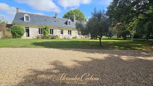 8 pièces 193 m² · à Neuillé-Pont-Pierre · 193 m² · 495 000 €