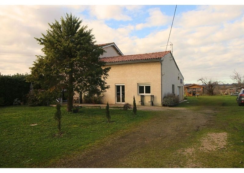 Maison à vendre, 170m², Saint-Pey-d'Armens