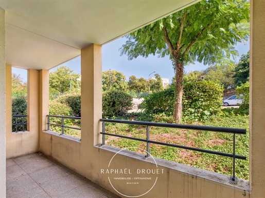 Parking 3 pièces 63 m² · à Grigny · 63 m² · 169 000 €