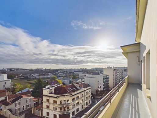 Appartement 4 pièces 95 m² · à Lyon 8ème · 95 m² · 265 000 €