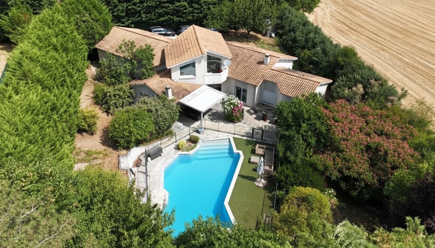 Maison à vendre, 201m², Saint-Cyr-sur-le-Rhône